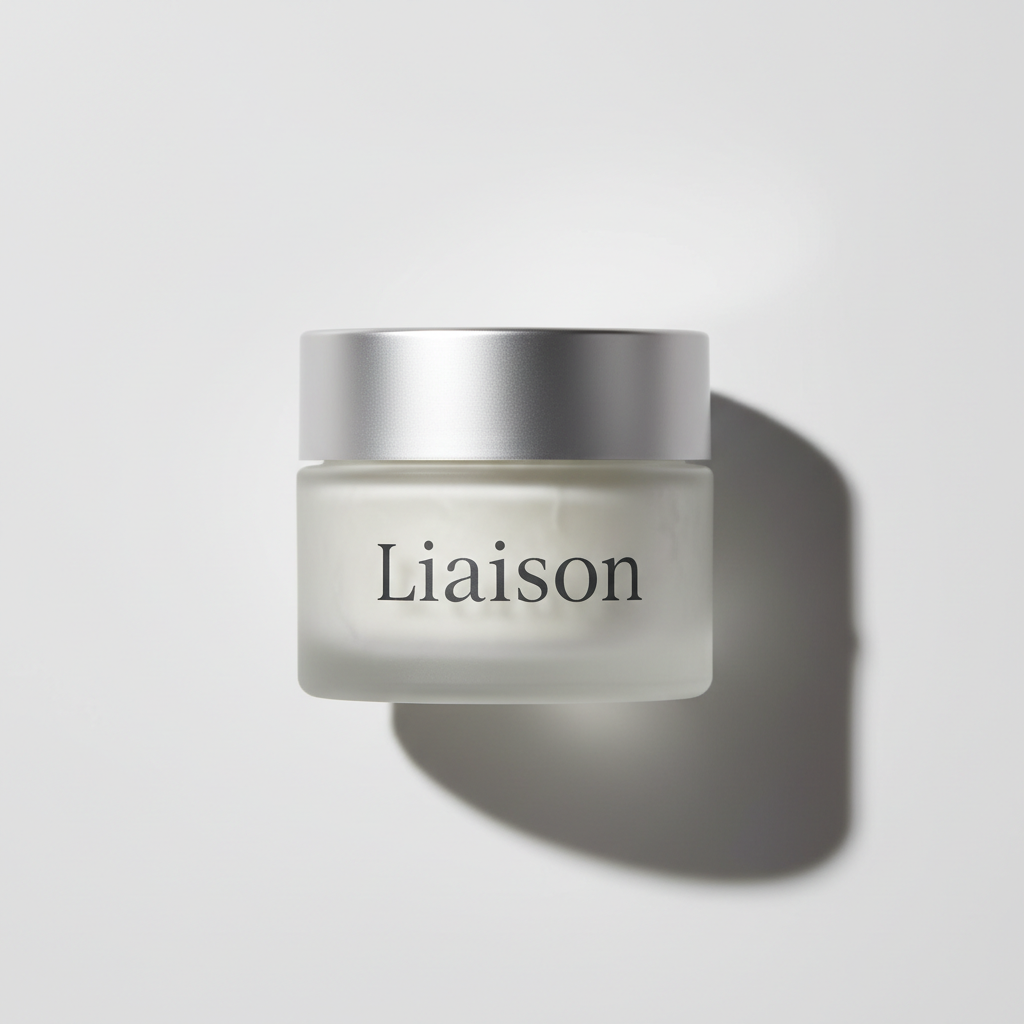 Liaison Hair Texture Balm – Packaging Close-Up